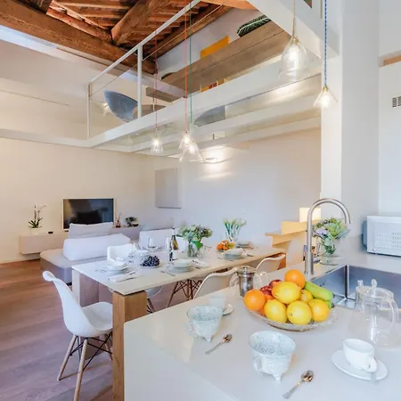 Apartment Sabrina, Modern 3 Bedrooms With Elevator Lucca