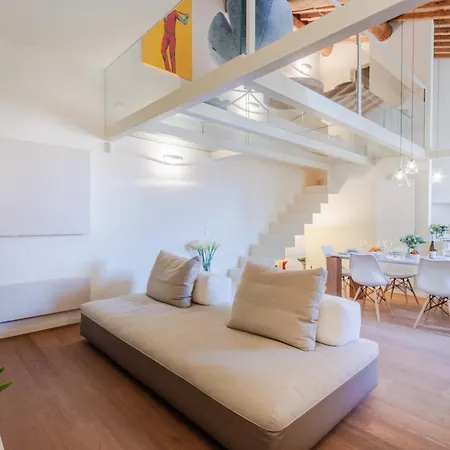 Sabrina, Modern 3 Bedrooms With Elevator Apartment